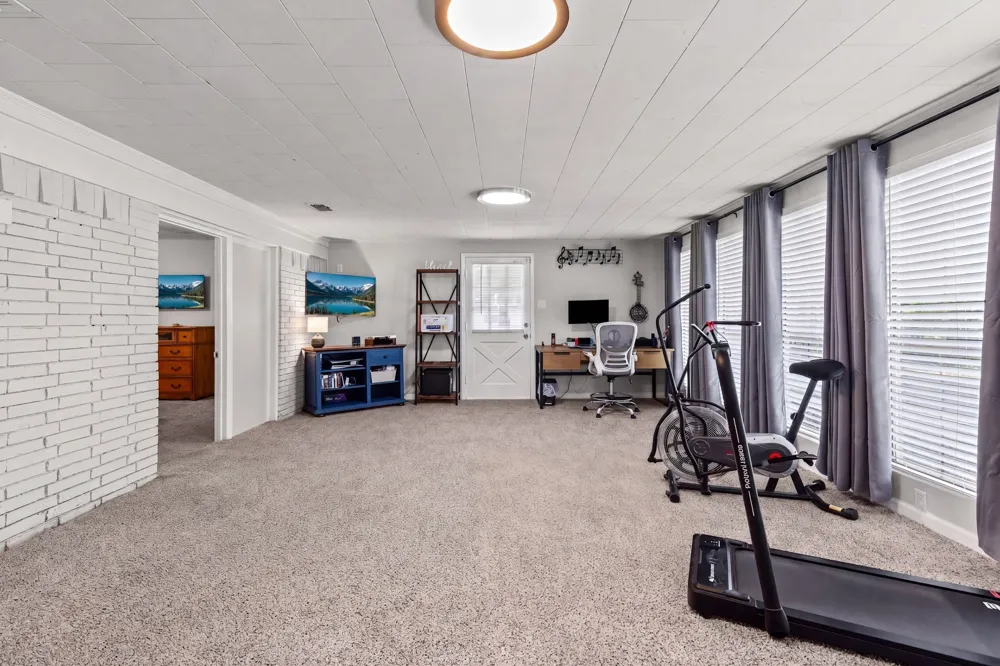 3007 Tanglewood Drive Commerce, TX 75428