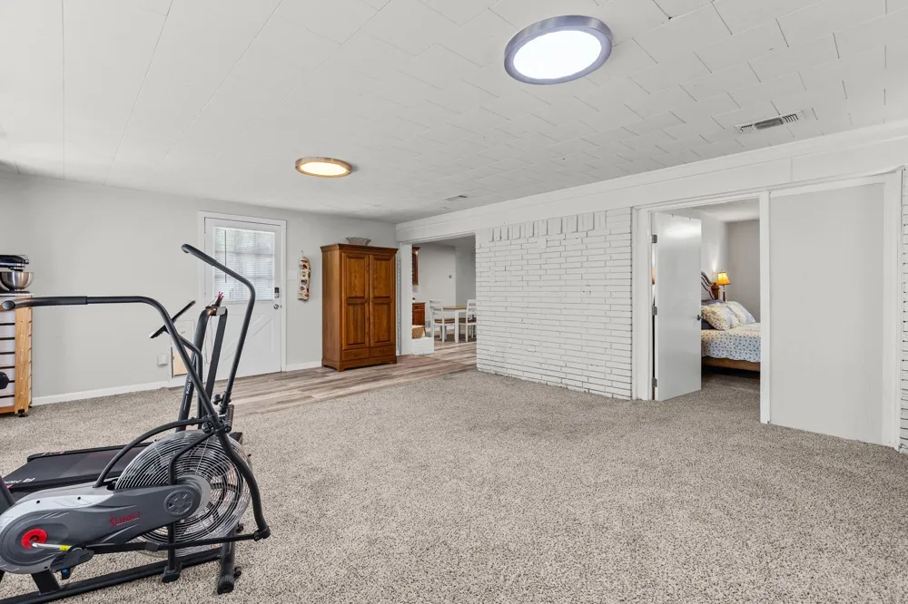 3007 Tanglewood Drive Commerce, TX 75428