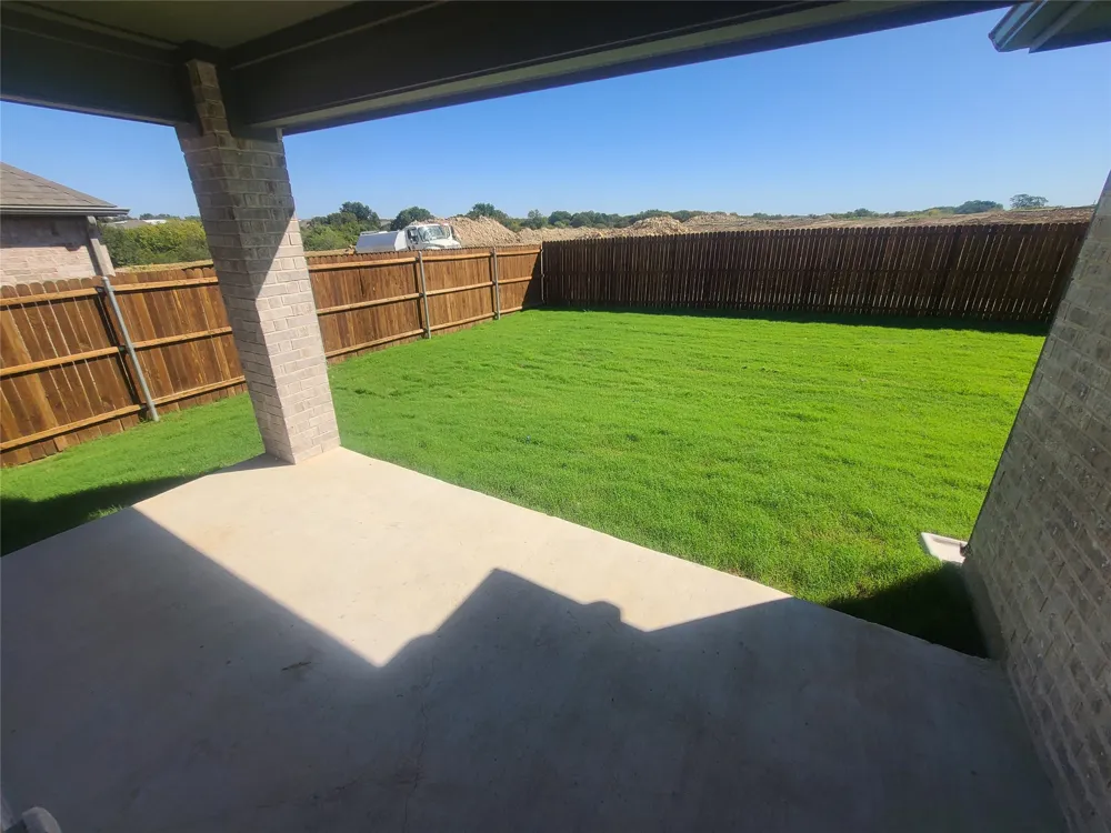 321 Ranch Road Justin, TX 76247