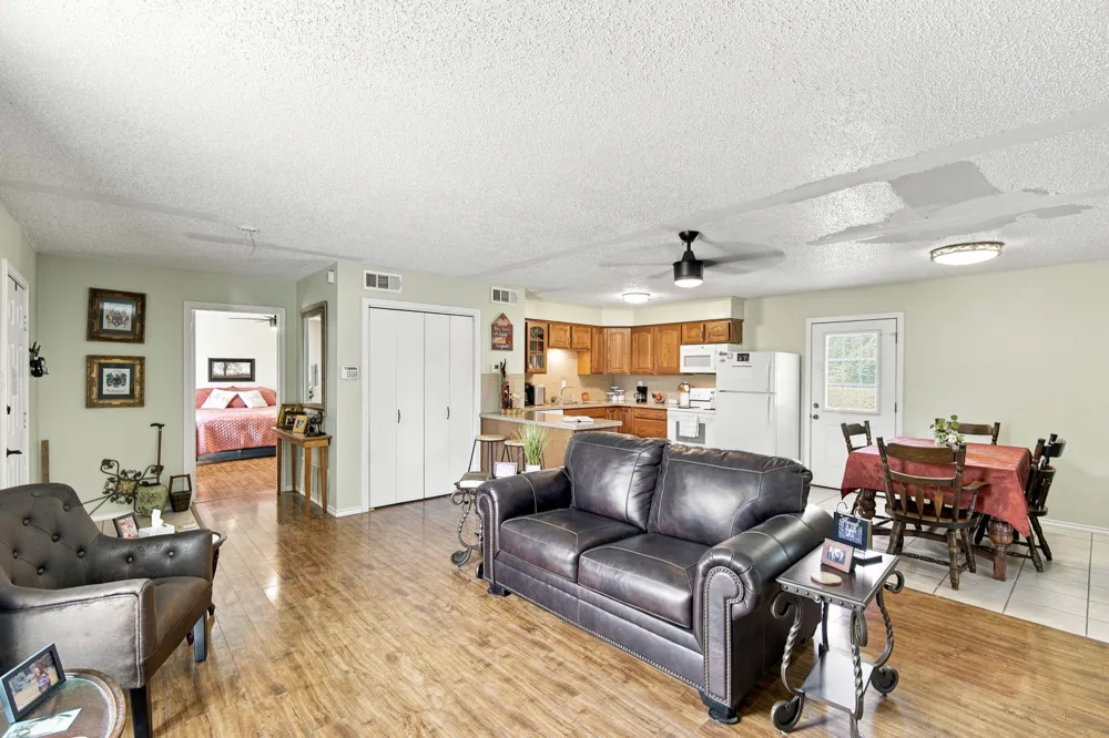 1255 Fm 667 Purdon, TX 76679