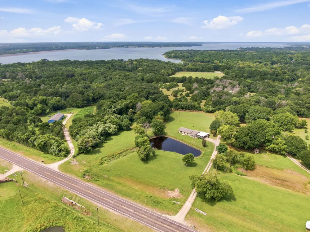 1255 Fm 667 Purdon, TX 76679