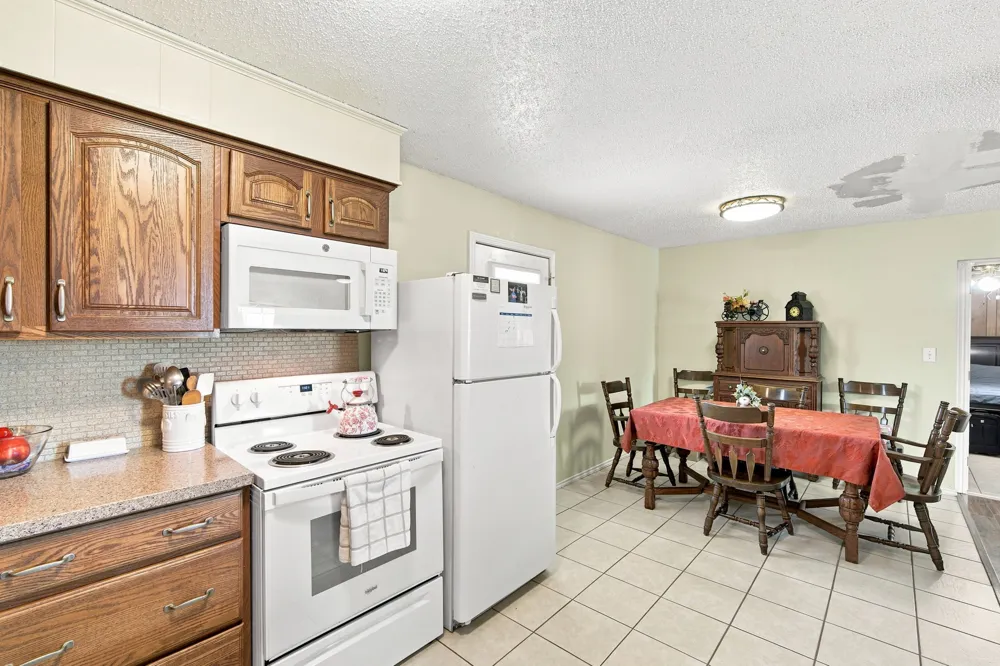 1255 Fm 667 Purdon, TX 76679