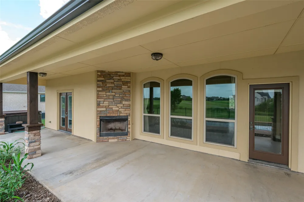 1200 Eagle Glen Pass Gunter, TX 75058
