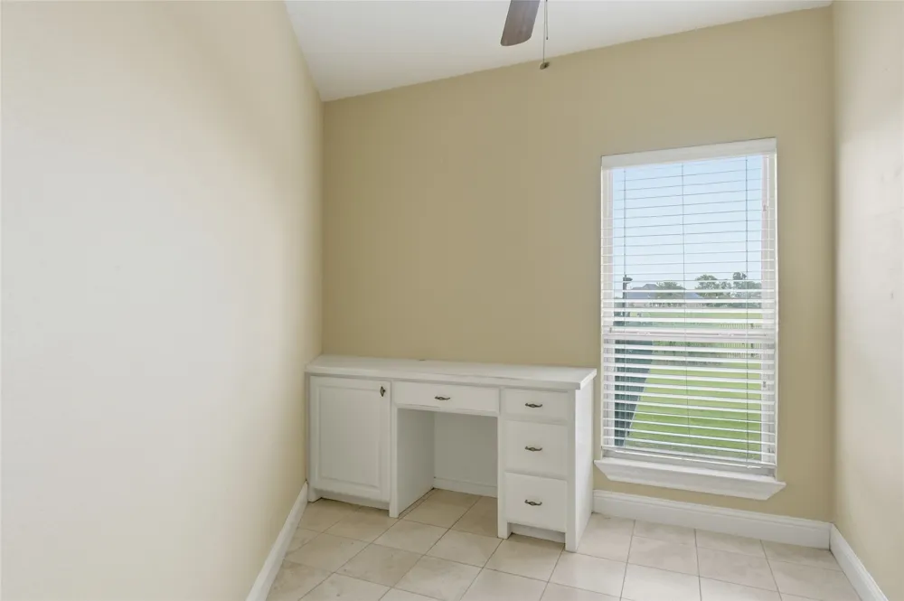 1200 Eagle Glen Pass Gunter, TX 75058
