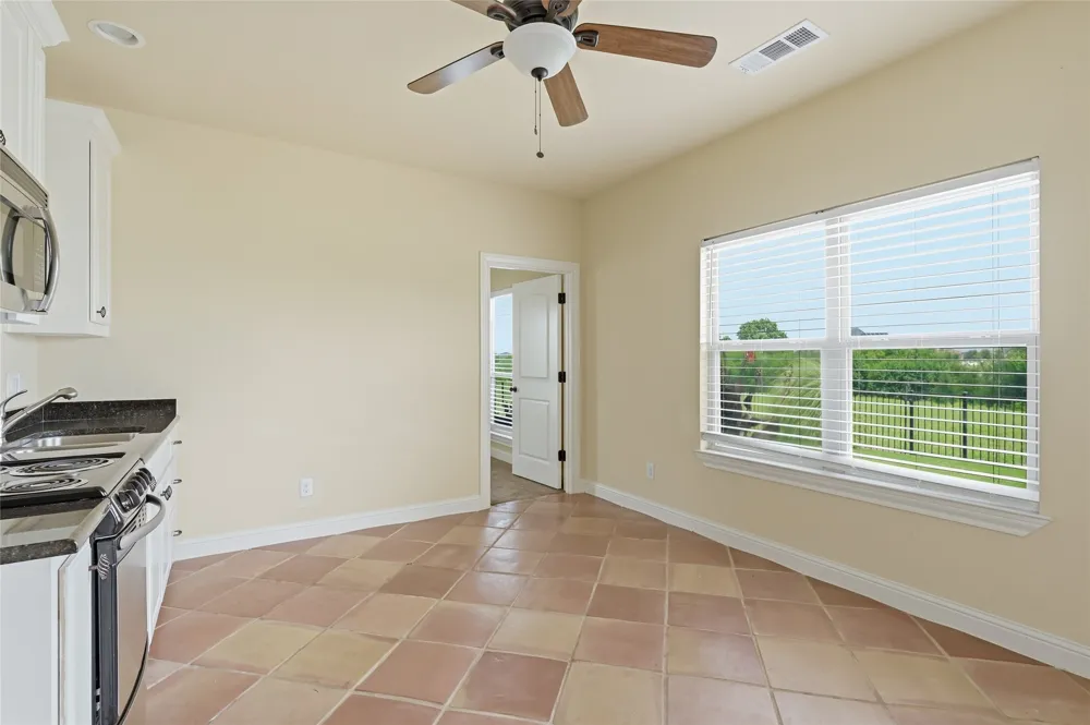 1200 Eagle Glen Pass Gunter, TX 75058
