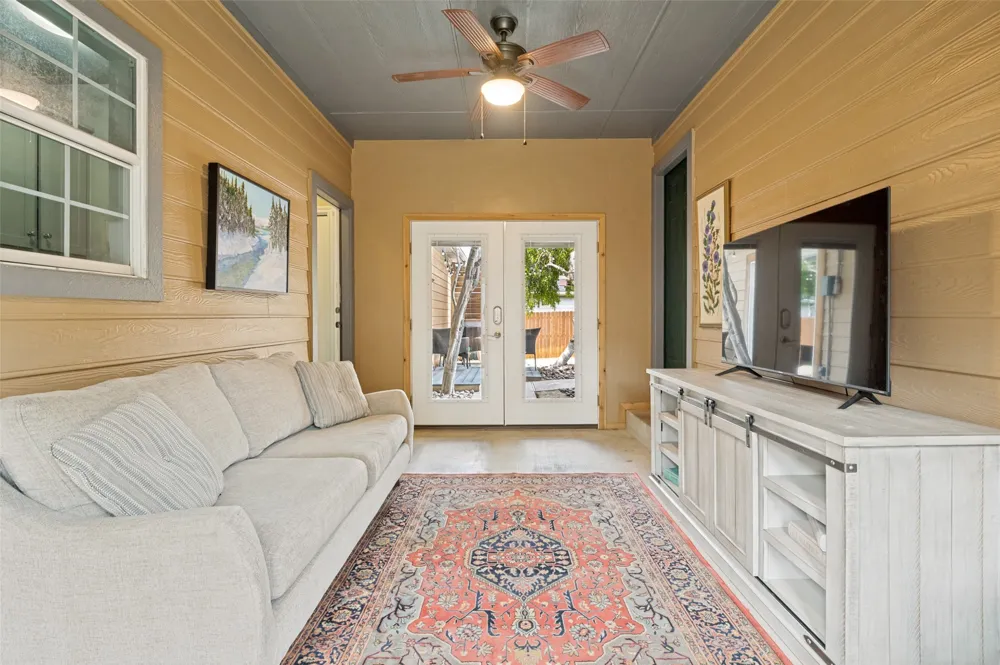 514 1st Street Midlothian, TX 76065