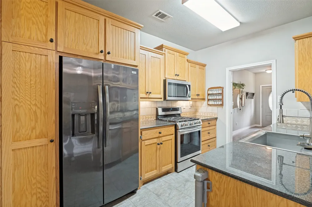 514 1st Street Midlothian, TX 76065