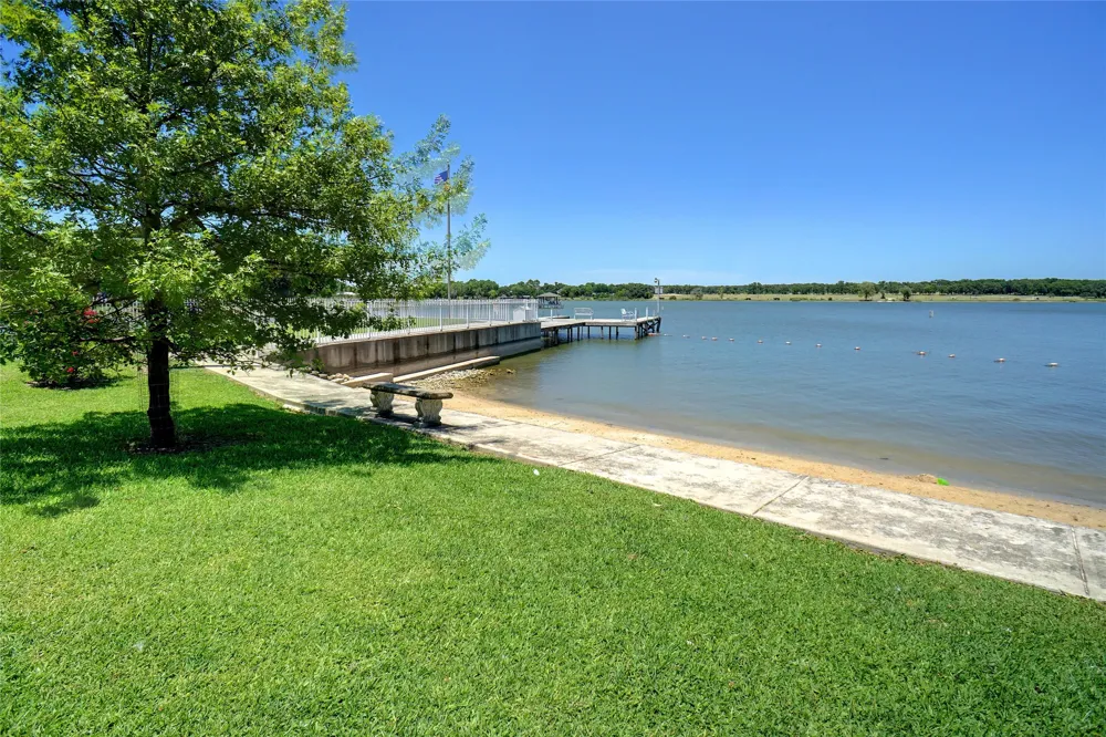 241 Timberlake Drive Azle, TX 76020