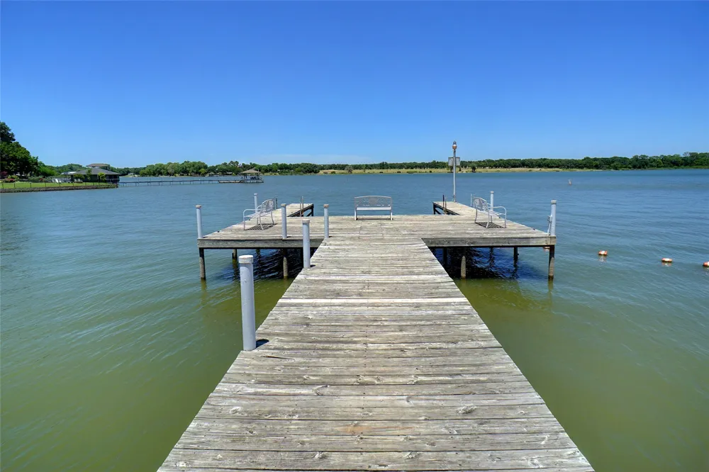 241 Timberlake Drive Azle, TX 76020