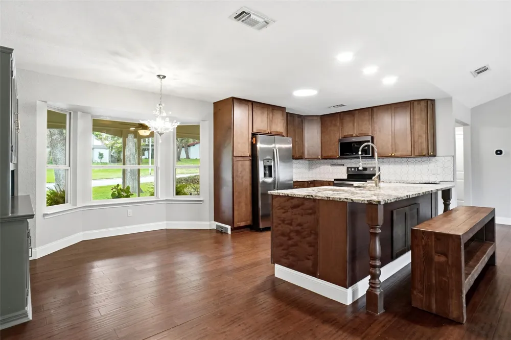 241 Timberlake Drive Azle, TX 76020