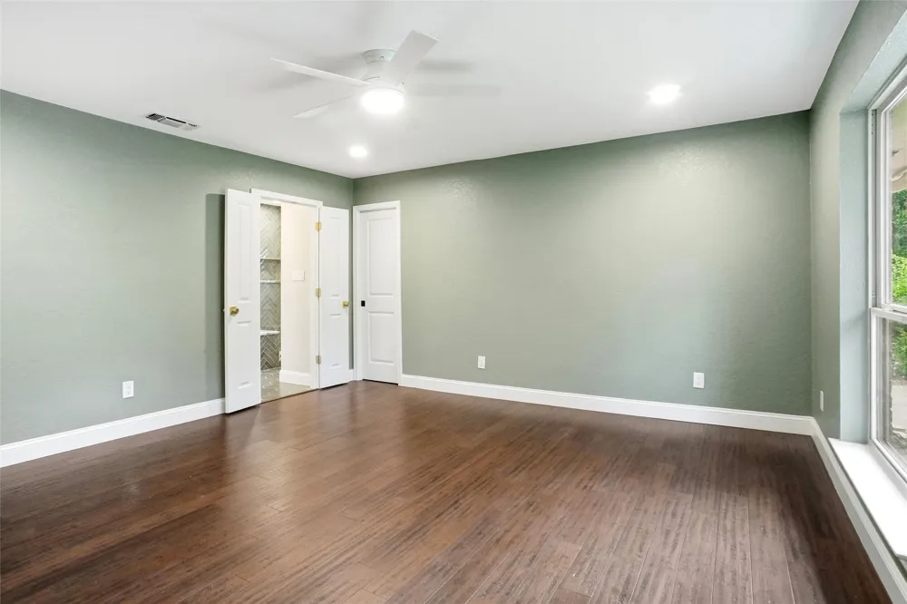 241 Timberlake Drive Azle, TX 76020