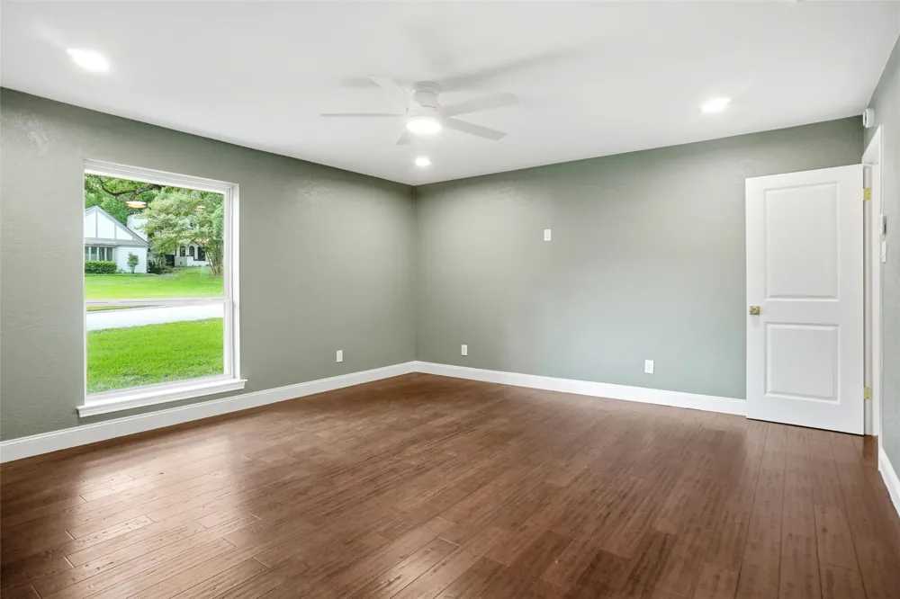241 Timberlake Drive Azle, TX 76020