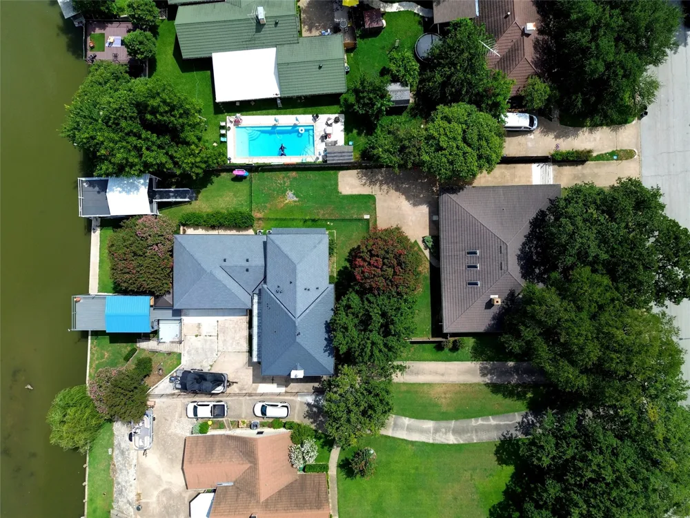 241 Timberlake Drive Azle, TX 76020