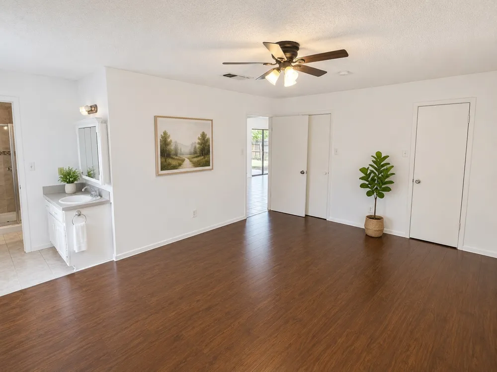 5410 Kings Manor Drive Lake Dallas, TX 75065