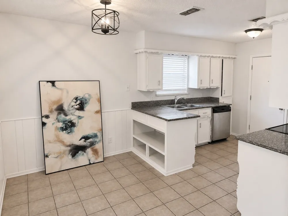 5410 Kings Manor Drive Lake Dallas, TX 75065