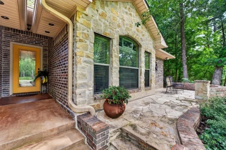 18706 Quiet Anchor Lane Flint, TX 75762