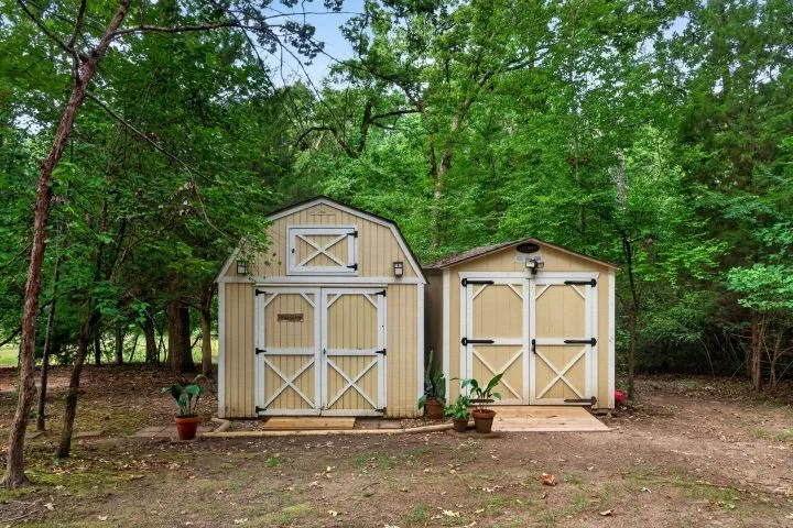 18706 Quiet Anchor Lane Flint, TX 75762