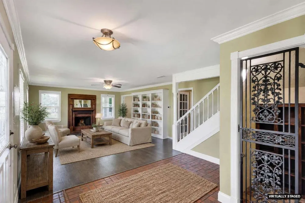 11054 County Road 2464 Poetry, TX 75160