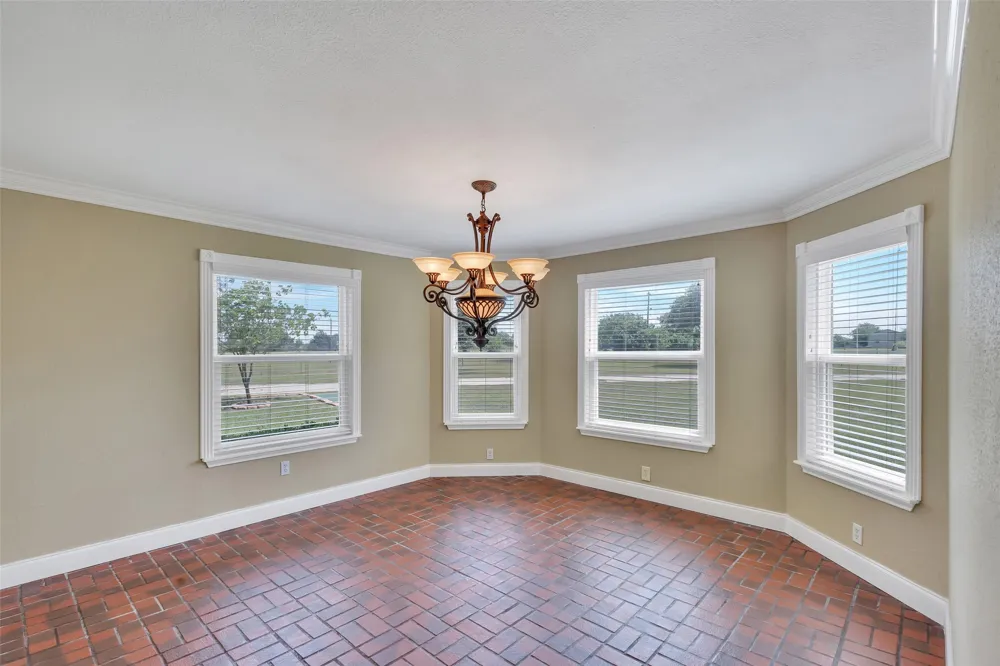 11054 County Road 2464 Poetry, TX 75160