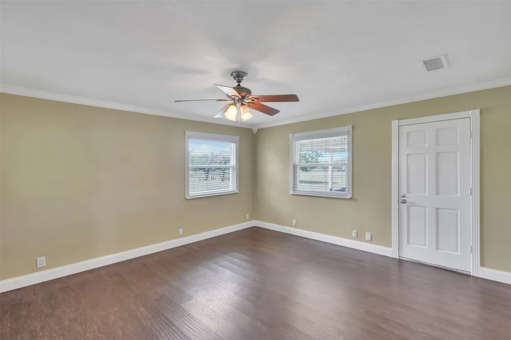 11054 County Road 2464 Poetry, TX 75160