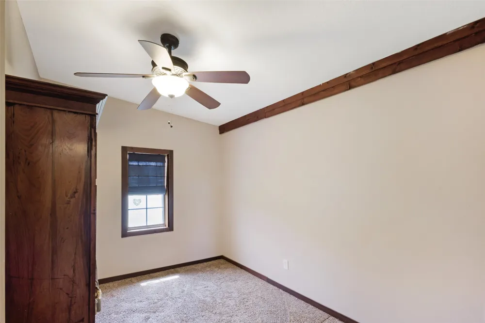 11054 County Road 2464 Poetry, TX 75160