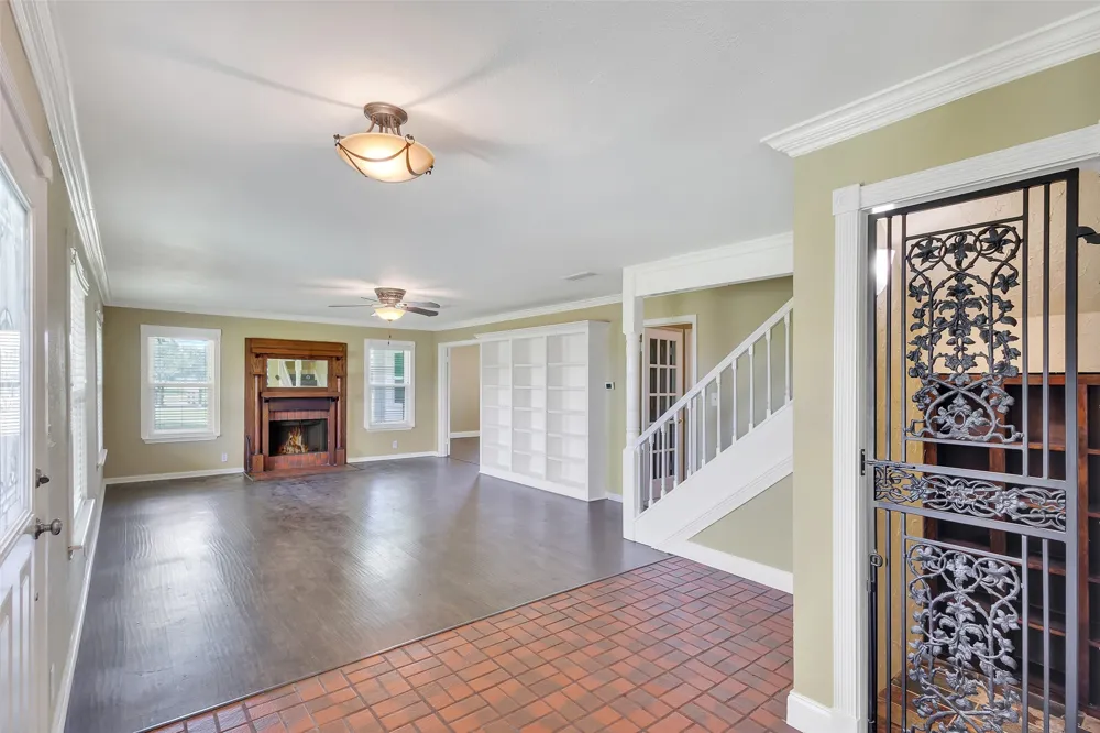 11054 County Road 2464 Poetry, TX 75160