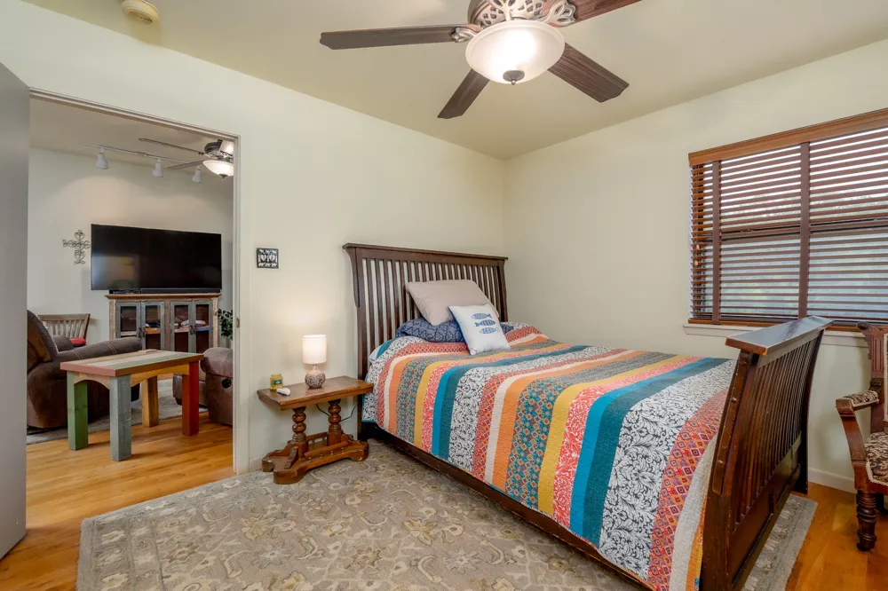 141 Pennington Street #B Buffalo Gap, TX 79508