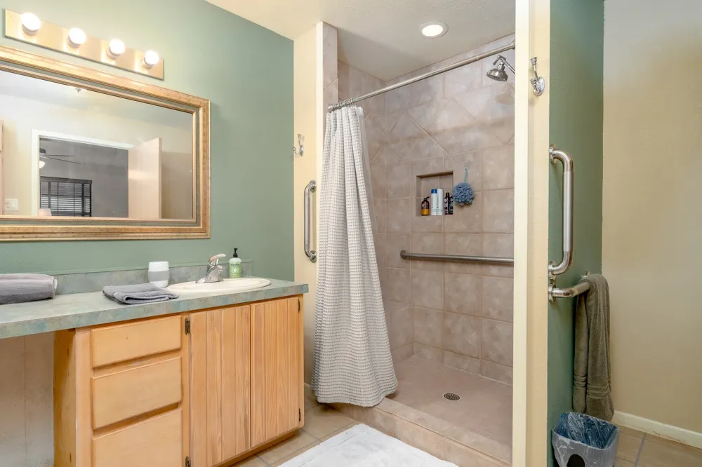 141 Pennington Street #B Buffalo Gap, TX 79508