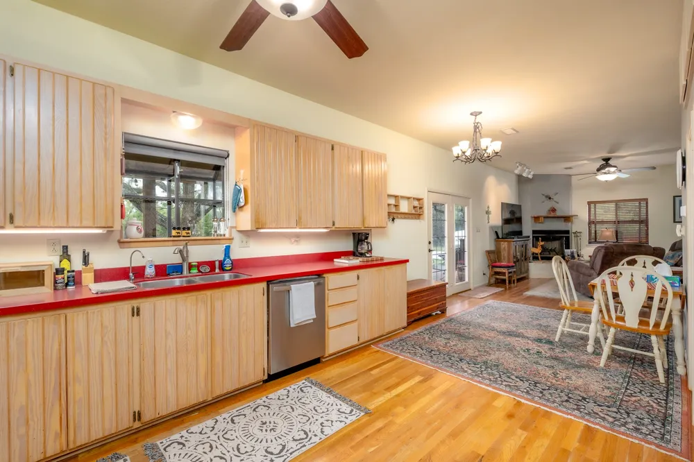 141 Pennington Street #B Buffalo Gap, TX 79508