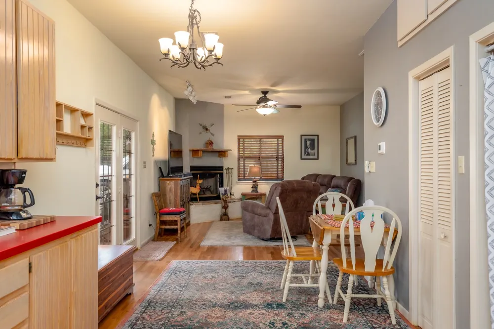 141 Pennington Street #B Buffalo Gap, TX 79508