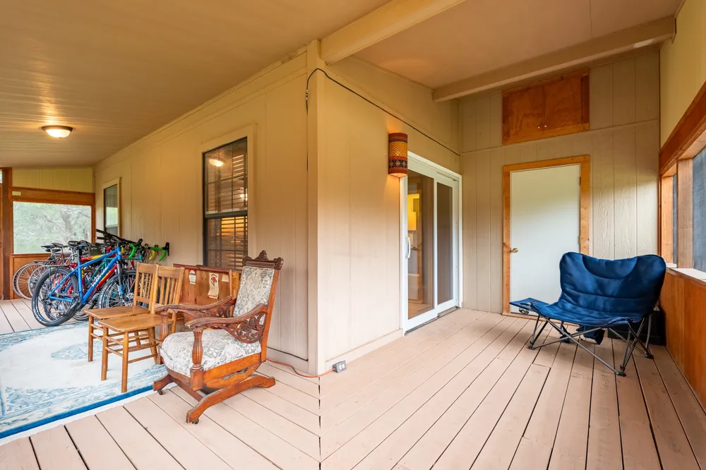 141 Pennington Street #B Buffalo Gap, TX 79508