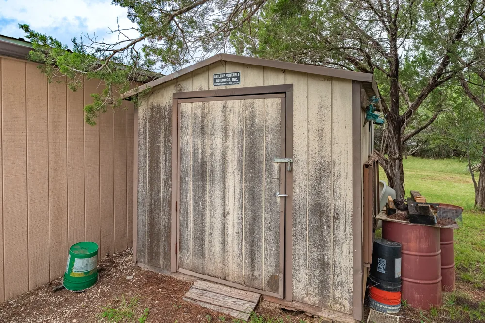 141 Pennington Street #B Buffalo Gap, TX 79508