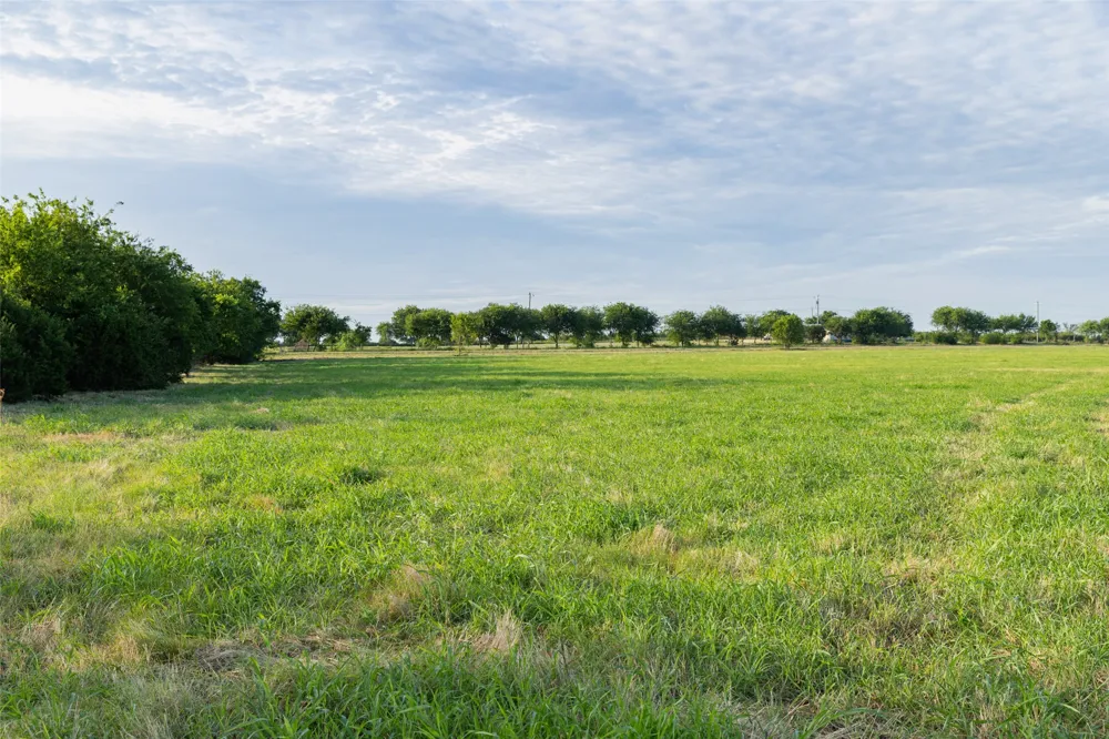 CR 200 Stephenville, TX 76401
