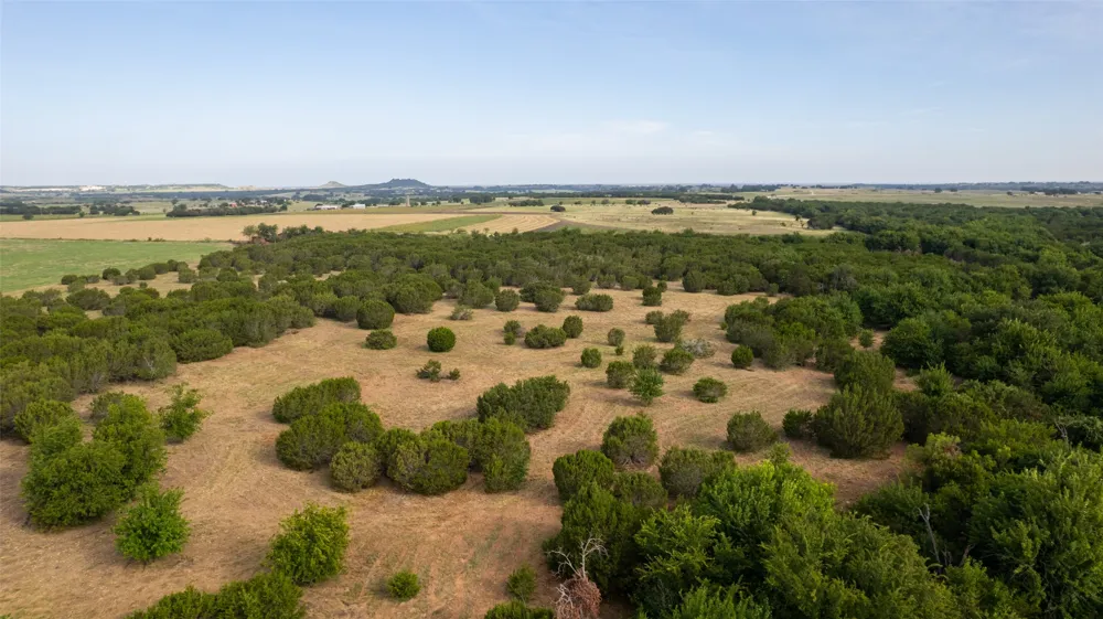 CR 200 Stephenville, TX 76401