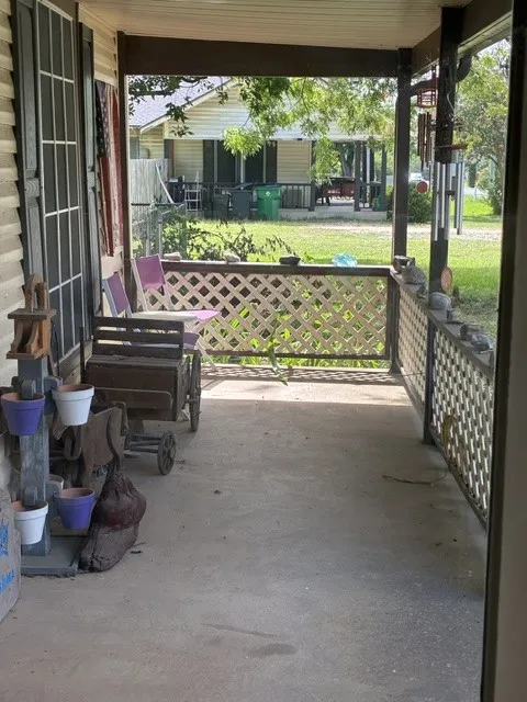 102 E 14th Street Joshua, TX 76058