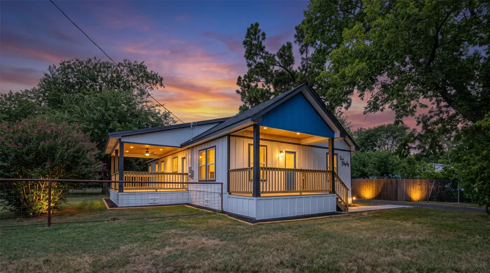230 RS County Road 1530 East Tawakoni, TX 75472