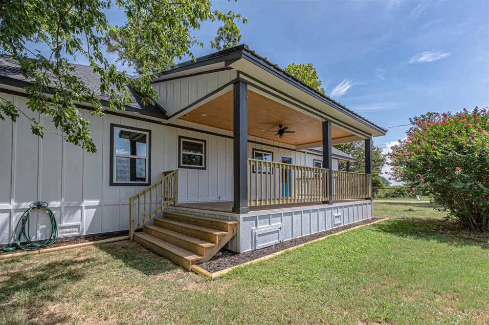 230 RS County Road 1530 East Tawakoni, TX 75472