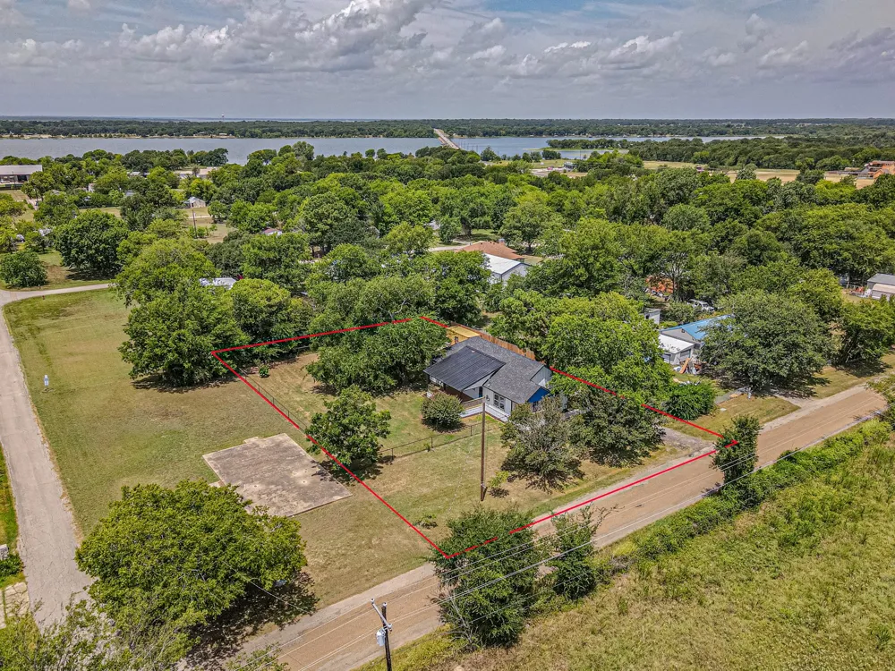 230 RS County Road 1530 East Tawakoni, TX 75472