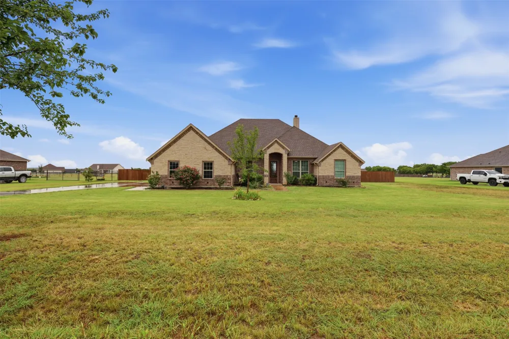 265 County Road 1105 Rio Vista, TX 76093