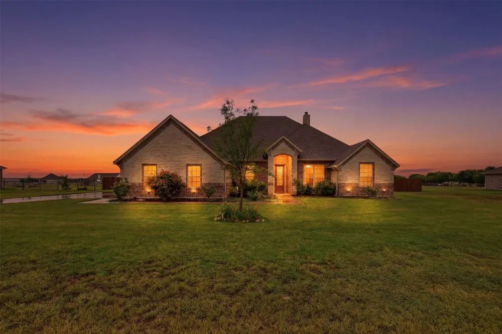 265 County Road 1105 Rio Vista, TX 76093