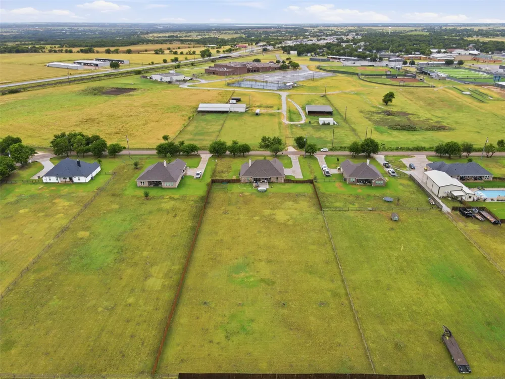 265 County Road 1105 Rio Vista, TX 76093