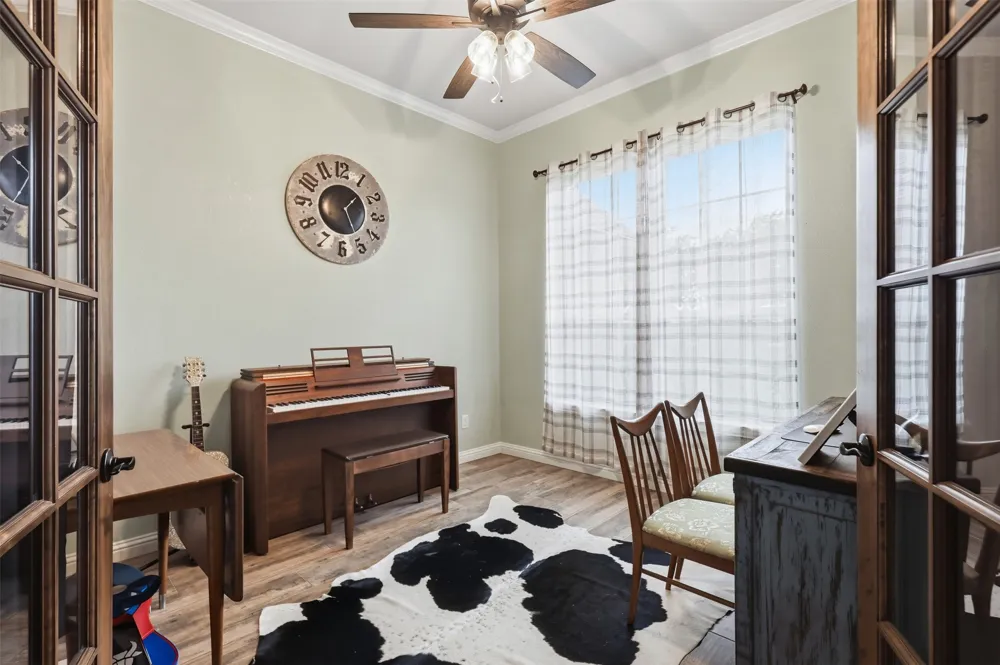 265 County Road 1105 Rio Vista, TX 76093