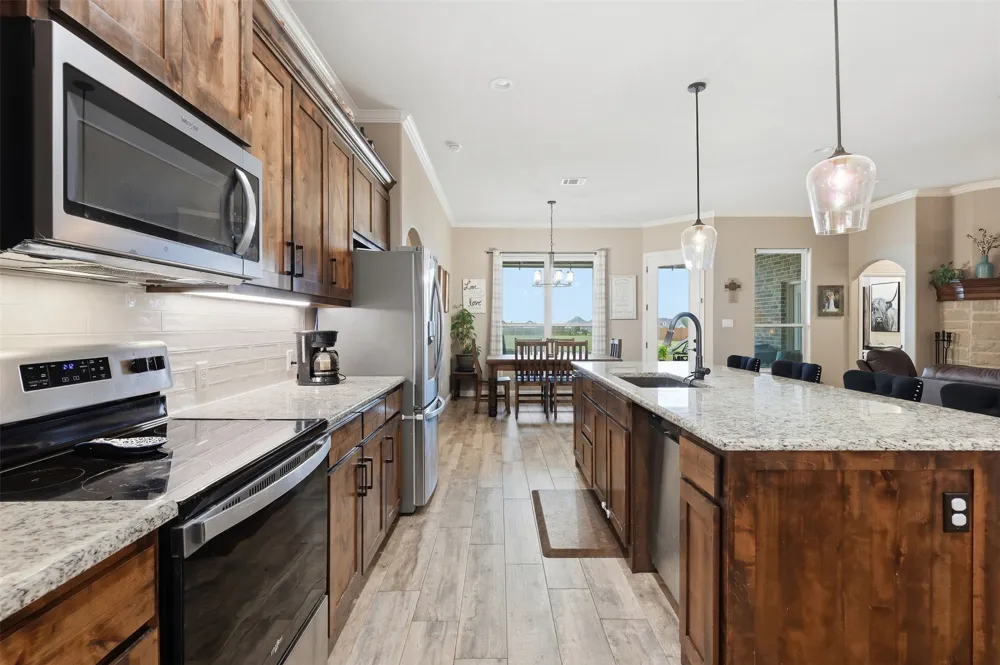 265 County Road 1105 Rio Vista, TX 76093