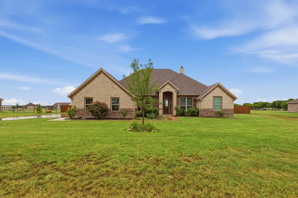 265 County Road 1105 Rio Vista, TX 76093