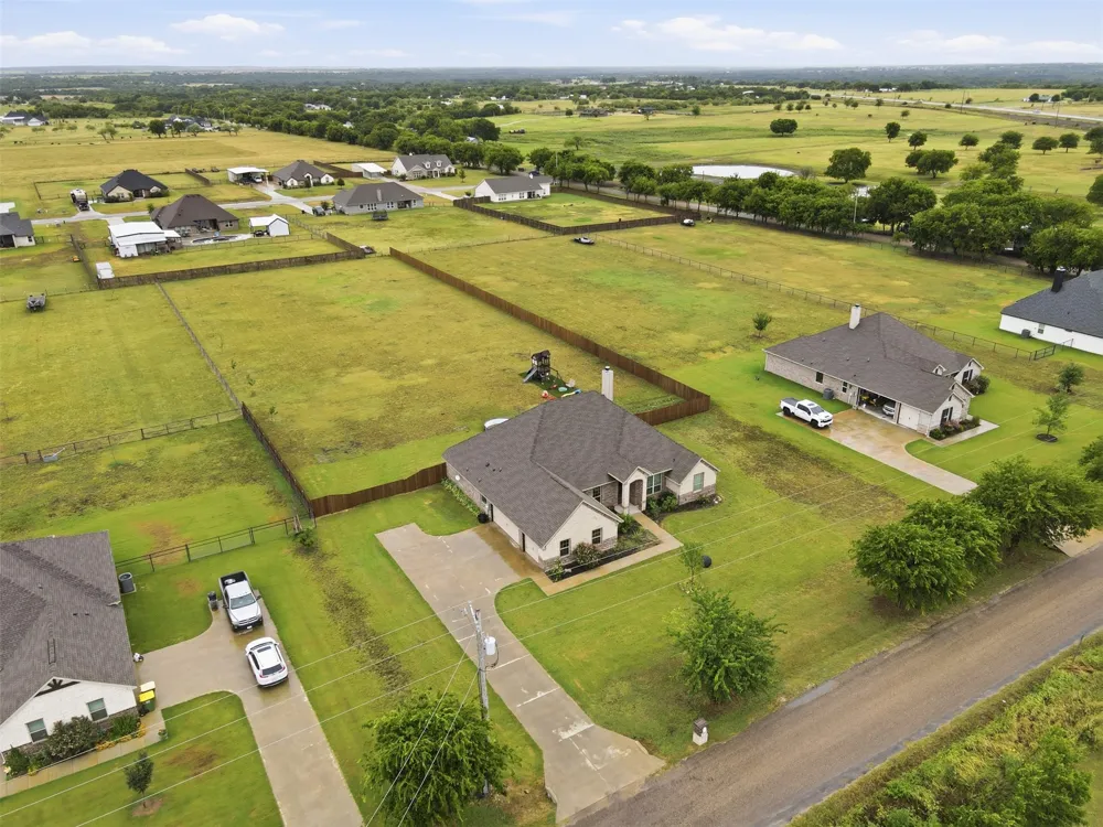 265 County Road 1105 Rio Vista, TX 76093