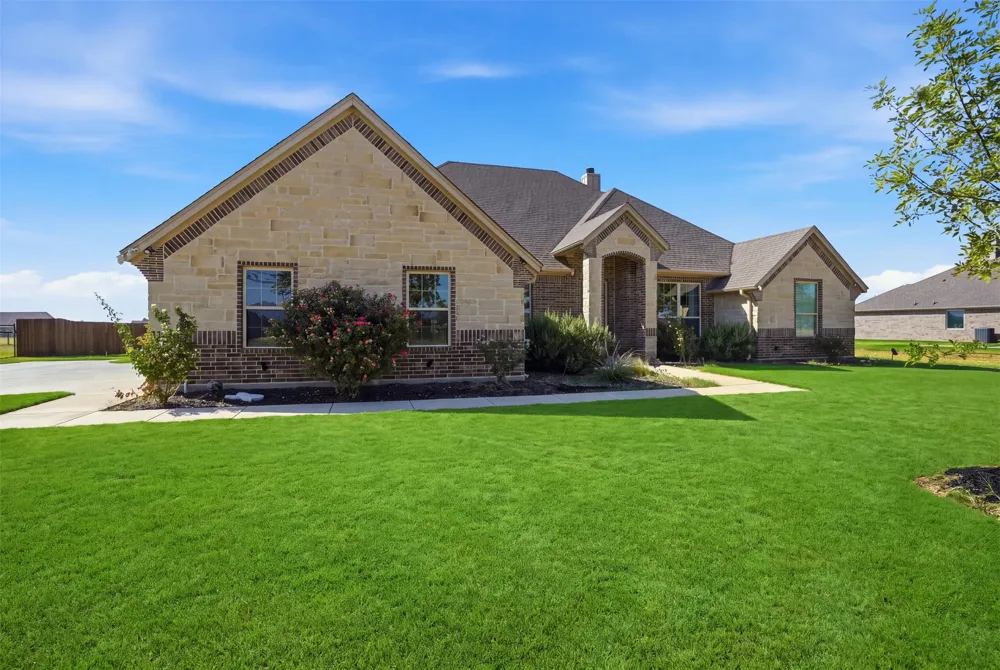 265 County Road 1105 Rio Vista, TX 76093