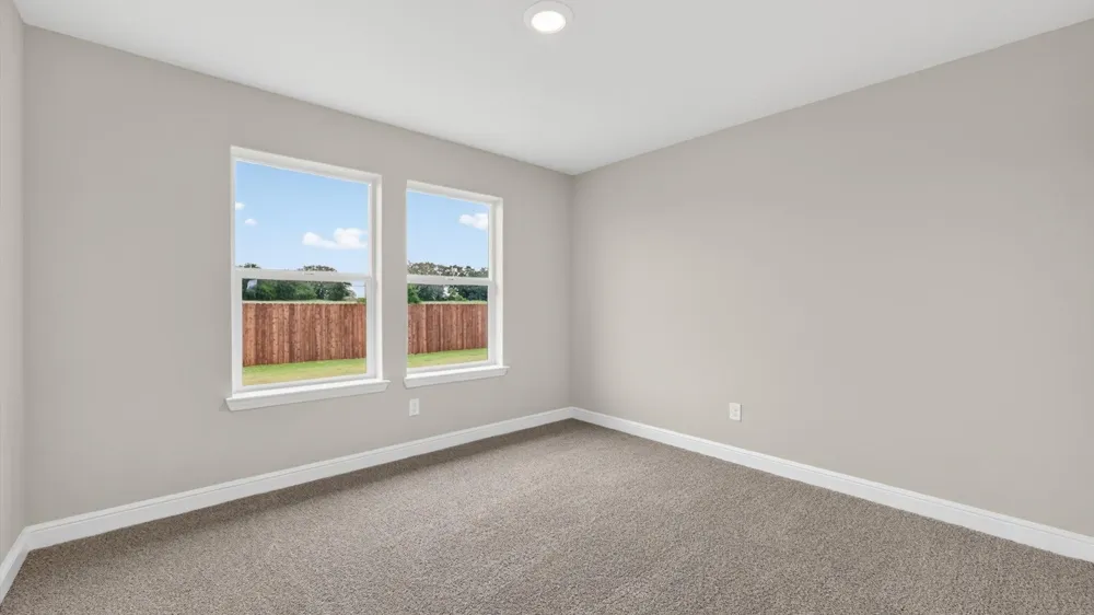 1416 CANTERBURY TRAIL DeSoto, TX 75115