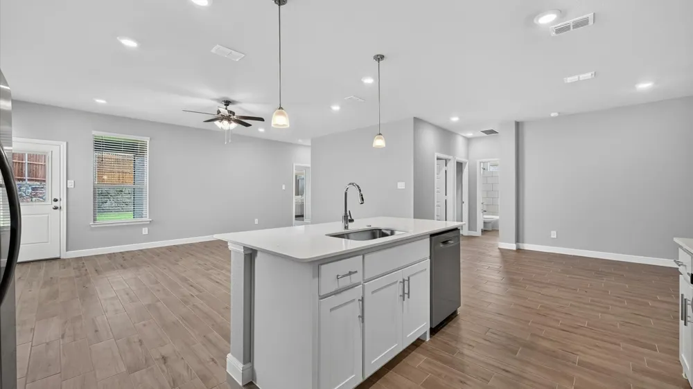 200 WINDMILL DRIVE Rhome, TX 76078
