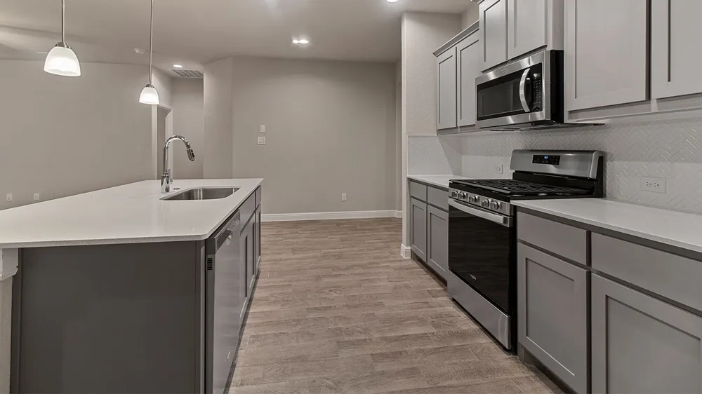117 RINGTRAIL DRIVE Rhome, TX 76078