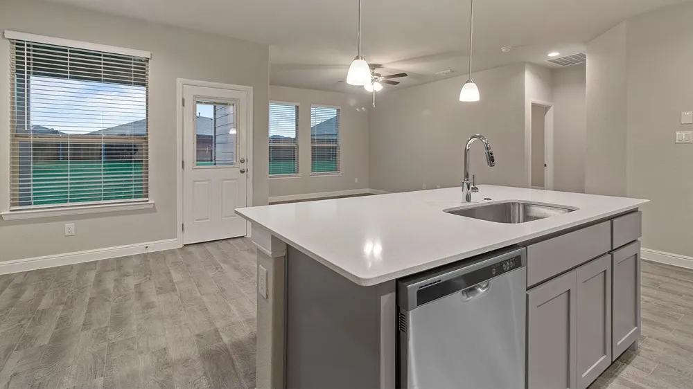 117 RINGTRAIL DRIVE Rhome, TX 76078